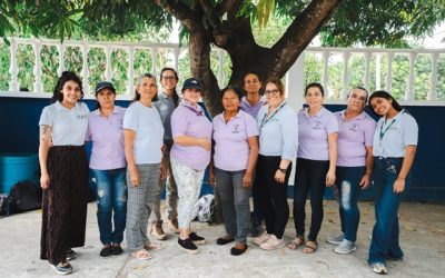 Ellas cuidan la vida: mujeres rurales se forman para proteger la salud de sus animales, sus familias y su comunidad